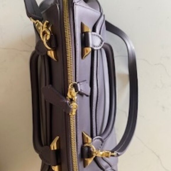 Zac Posen x Delta Passport Plum Purse/Handbag Exclusive for Delta Airlines GUC - Picture 2 of 2